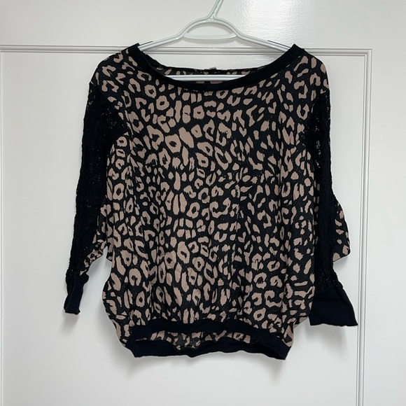 Gianni Bini Tops - EUC Gianni Bini leopard top